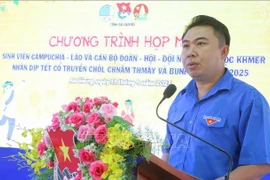 Vice Secretary of the An Giang provincial Youth Union and President of the provincial Vietnam Youth Federation Do Minh Sang speaks at the gathering. (Photo: VNA)