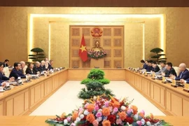 At the meeting between Deputy Prime Minister Ho Duc Phoc and Francois Corbin, Vice Chairman of the Mouvement des Entreprises de France (MEDEF). (Photo: VNA)