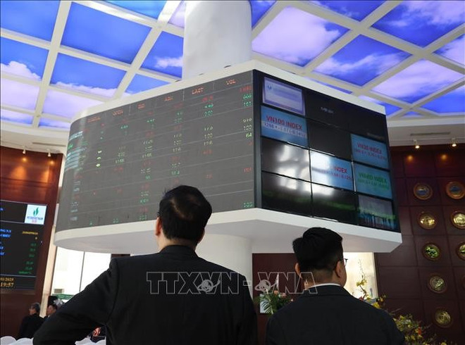 The Ho Chi Minh City Stock Exchange (HOSE) currently accounts for more than 90% of the total capitalisation of Vietnam's stock market, and is one of the important elements to promote the construction of an international financial centre in Ho Chi Minh City. (Photo: VNA) hose.jpg