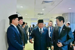 Indonesian President Prabowo Subianto (second from right) met Singaporean Prime Minister Lawrence Wong (right) for the Leaders' Retreat at the Parliament House, Singapore on June 16. (Photo: ANTARA)