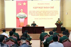 At the press conference in Hanoi on April 9 to introduce the ninth border defence friendship exchange between Vietnam and China. (Photo: VNA)