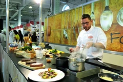 Vietnam attends Asia’s food fair in Singapore 