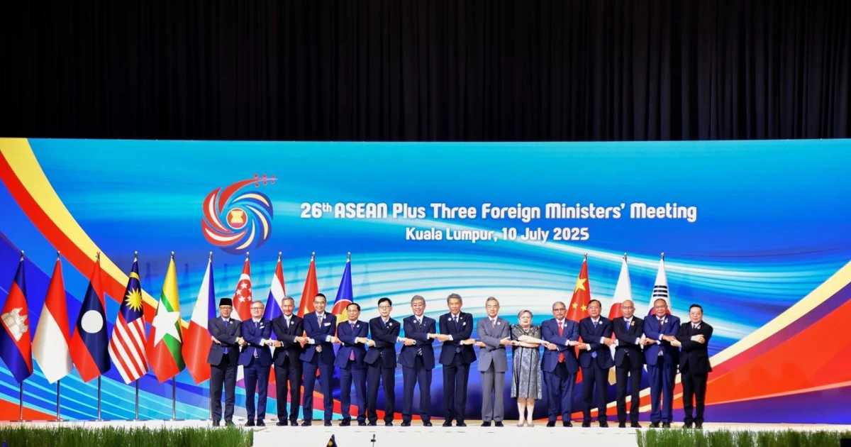 Delegates at the 26th ASEAN Plus Three Foreign Ministers’ Meeting. (Photo: VNA)